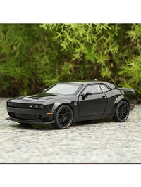 Dodge Challenger SRT Hellcat Redeye Diecast Car - 1:24 Scale