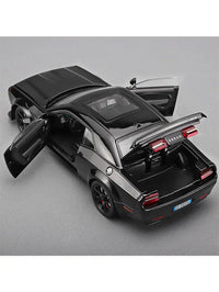Dodge Challenger SRT Hellcat Redeye Diecast Car - 1:24 Scale